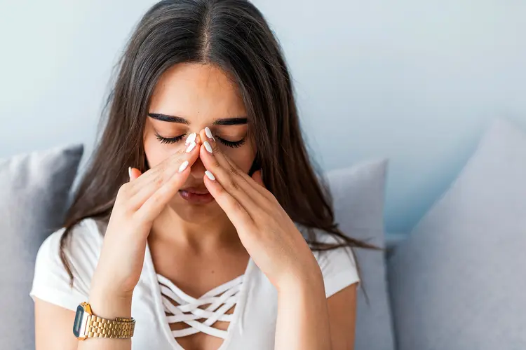 Humidity and Sinus Pressure: The Sweet Spot Between 40-50% That Keeps Your Sinuses Clear